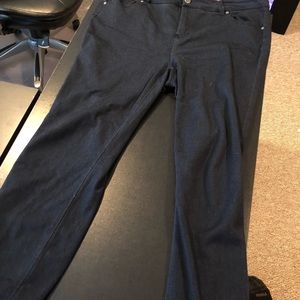 EUC- size20- Celebrity Pink- Stretchy Blue Jegging